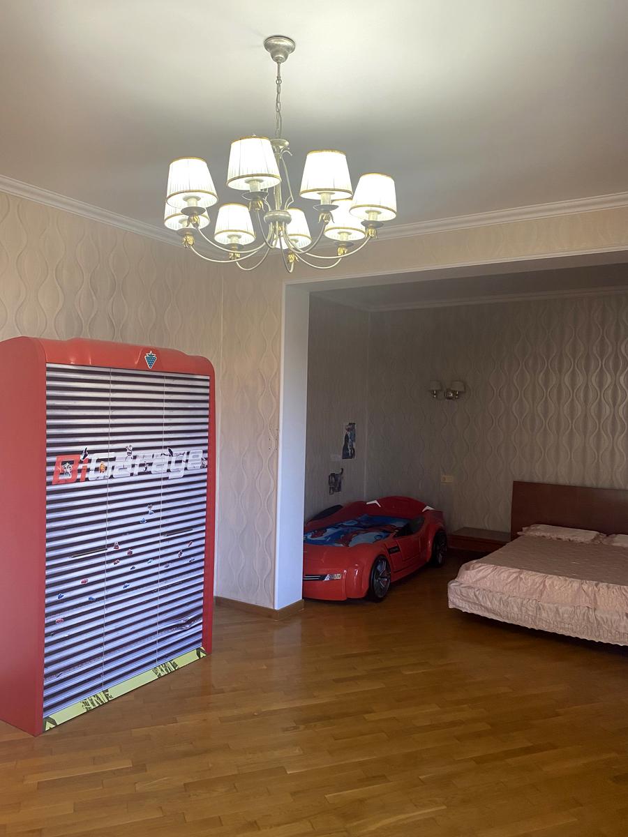 Будинок за адресою вул. Пілотна (площа 550 м²) - imageAlt 18 Будинок за адресою вул. Пілотна (площа 550 м²) - Atlanta.ua - imageAlt 18