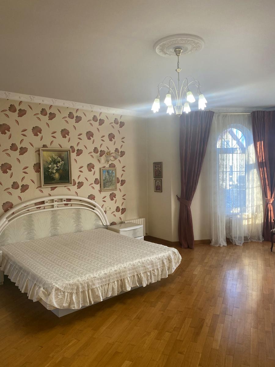 Будинок за адресою вул. Пілотна (площа 550 м²) - imageAlt 17 Будинок за адресою вул. Пілотна (площа 550 м²) - Atlanta.ua - imageAlt 17