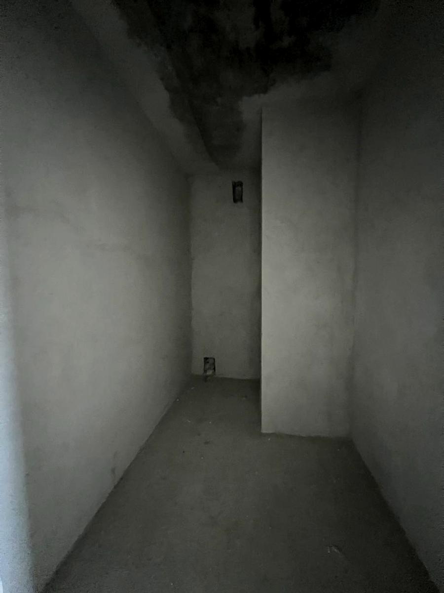 1853764325750932