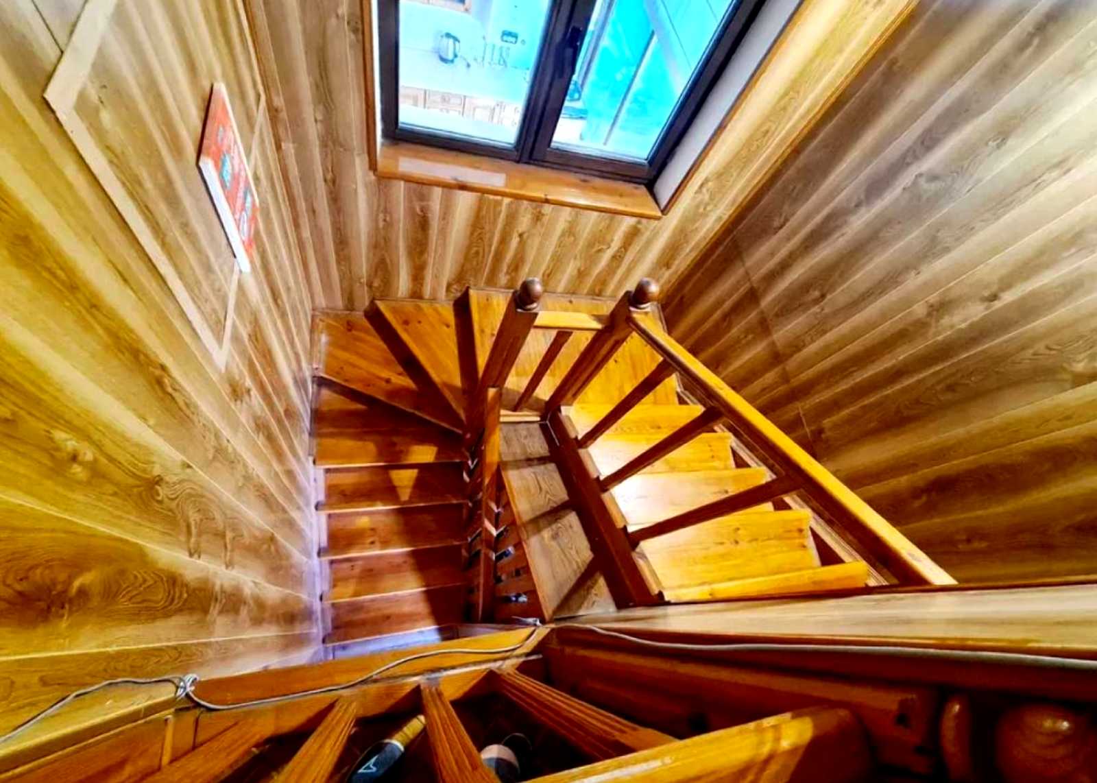 1853780784472332
