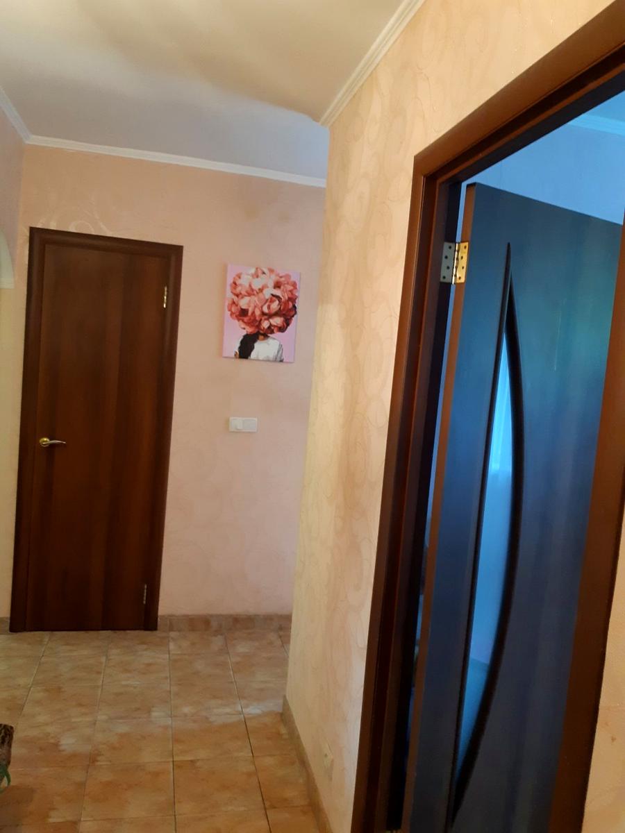 1853950542810407