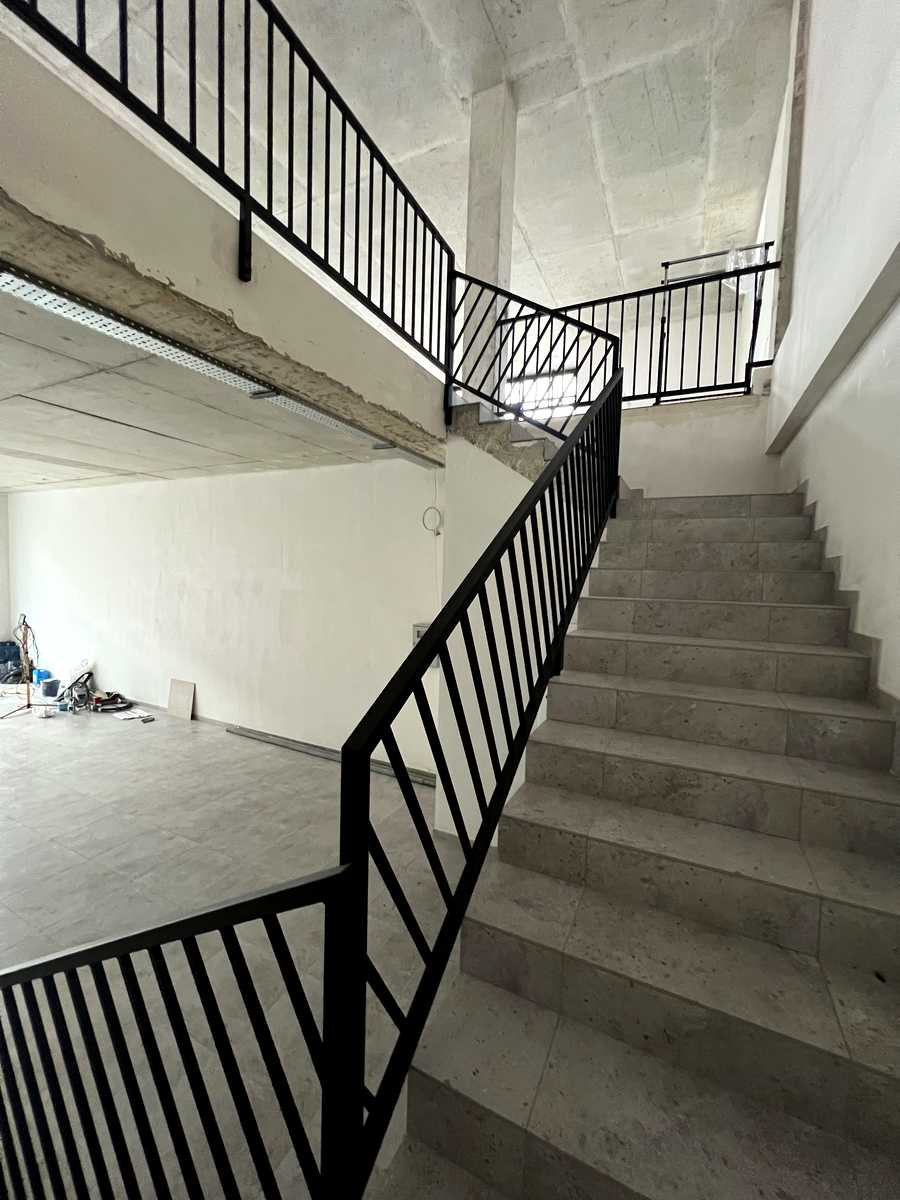 1854112997972737