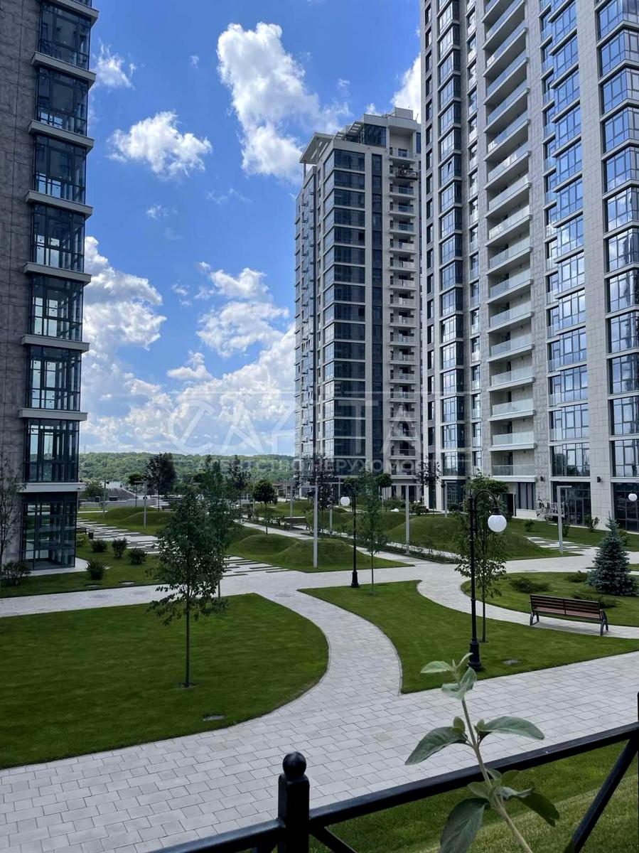 Многокомнатная квартира по адресу (площадь 170 м²) Многокомнатная квартира по адресу (площадь 170 м²) - Atlanta.ua