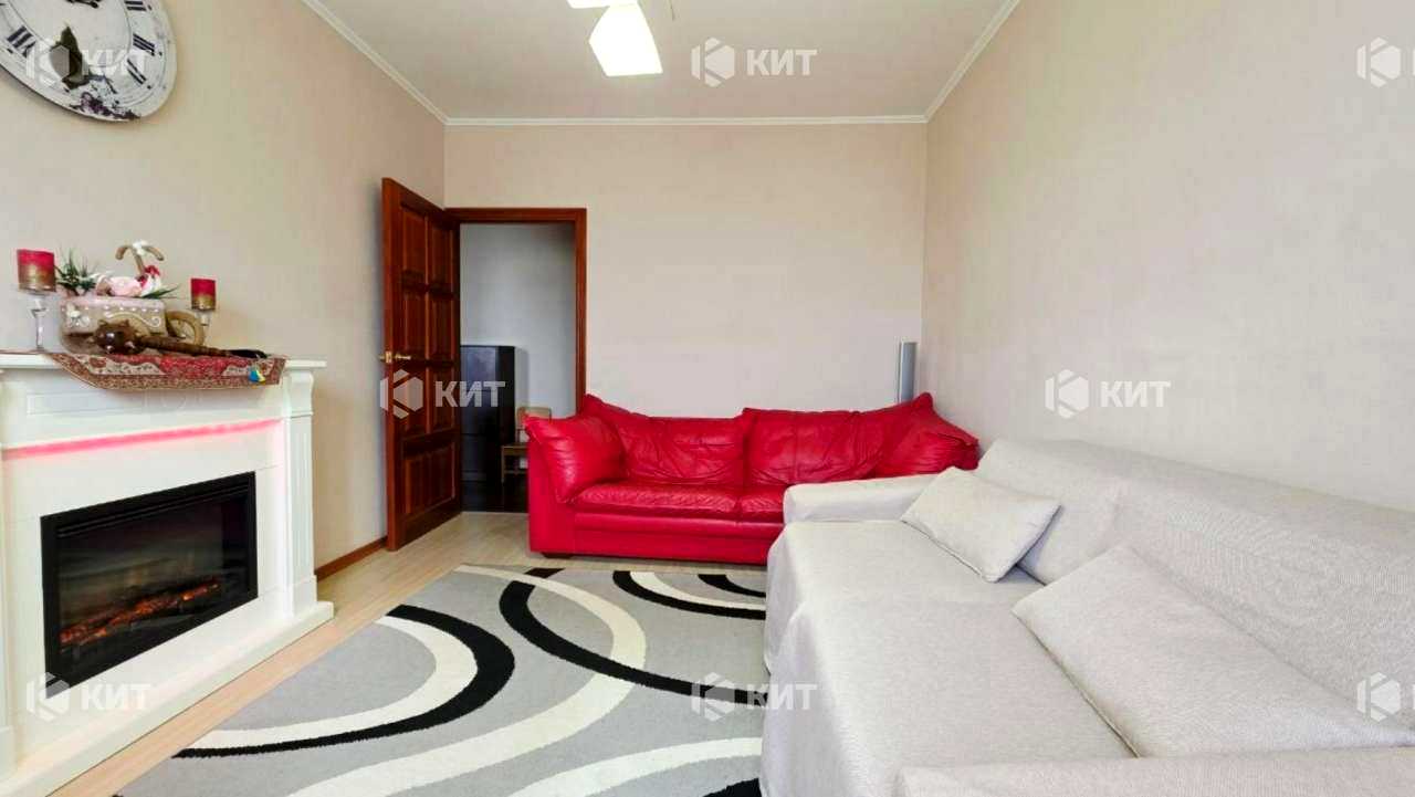 1854372121497370