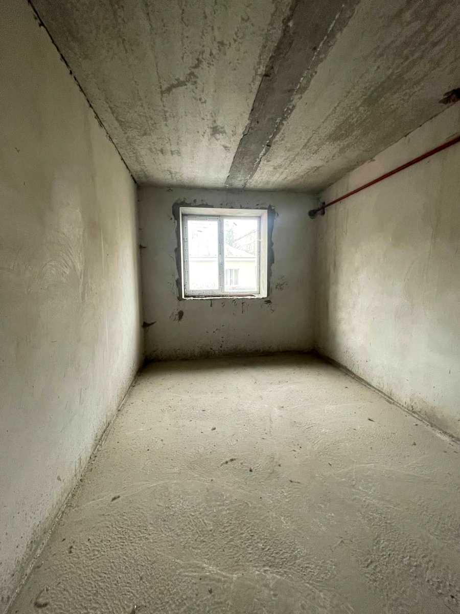 1854389591889929