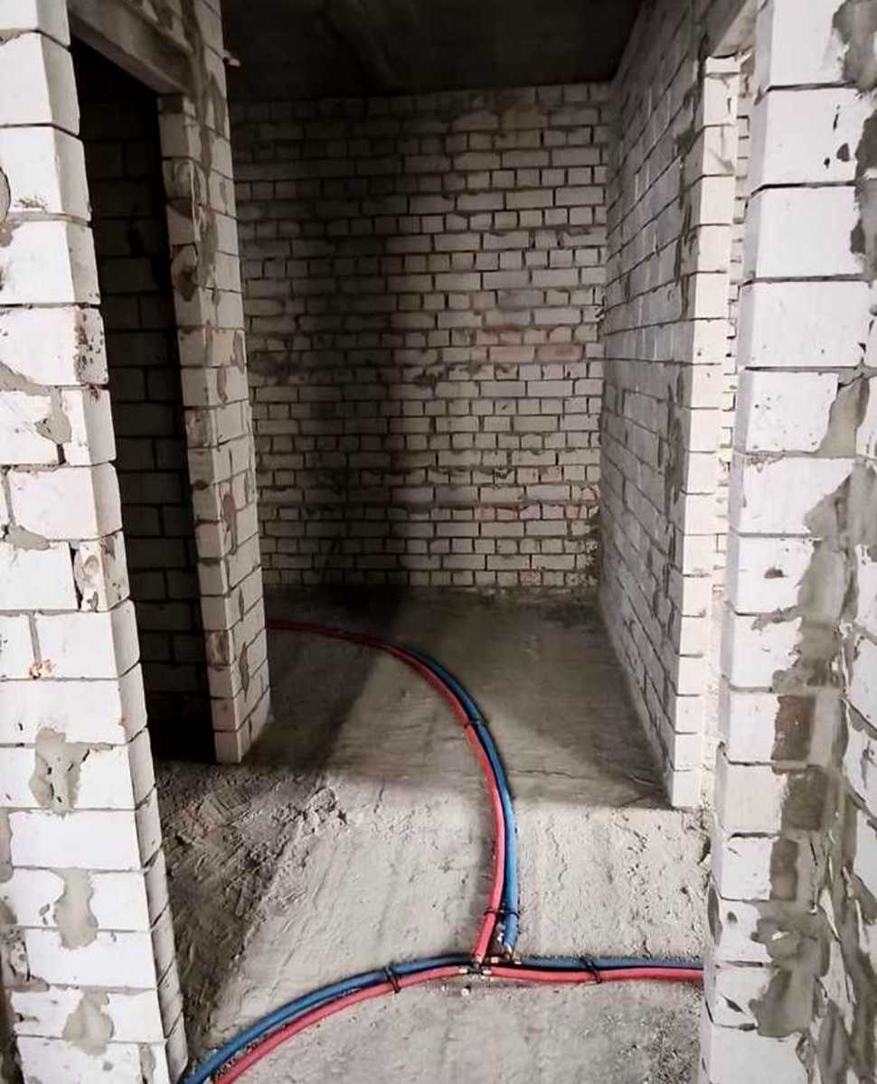 1854552135439997