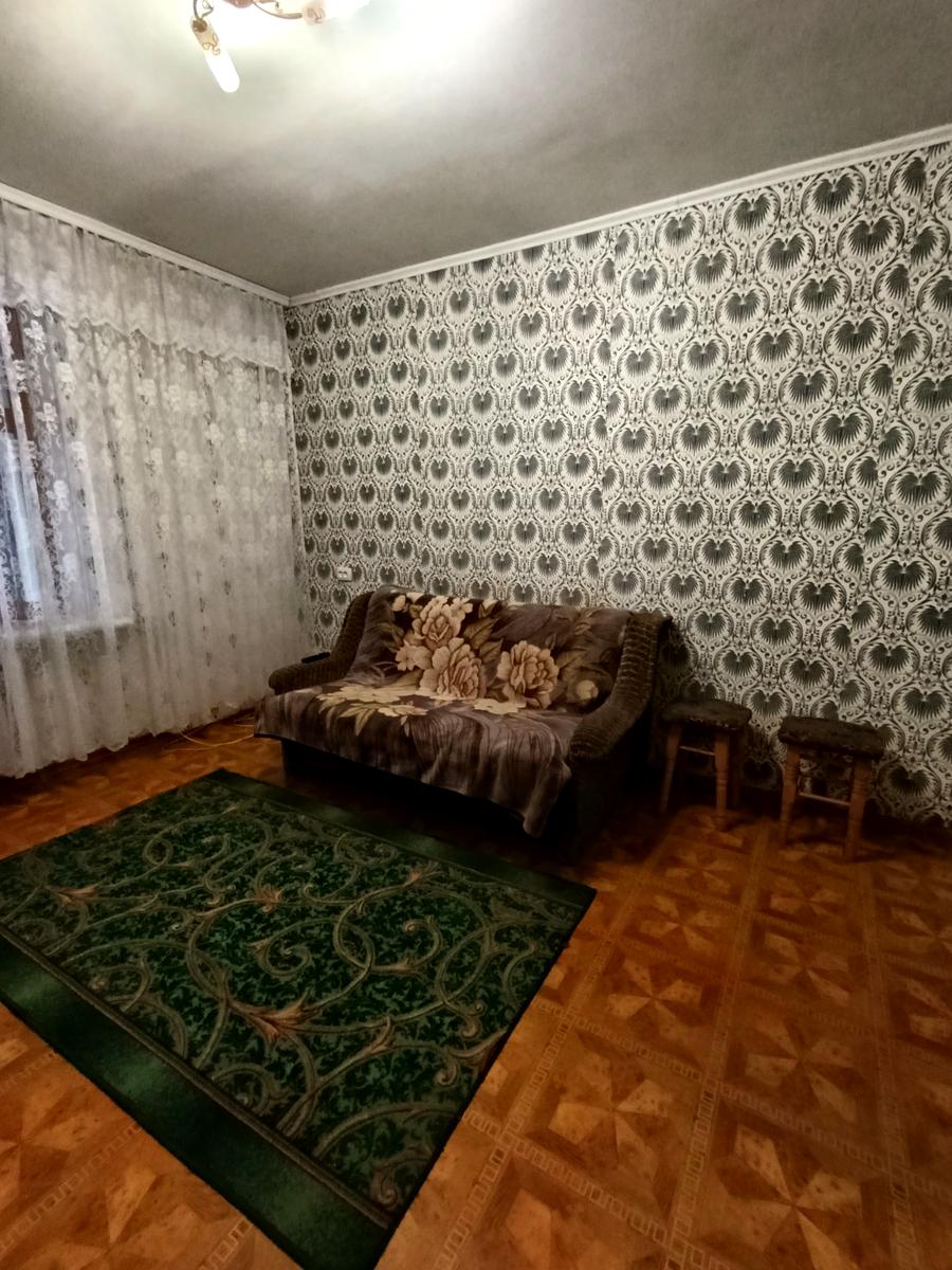 1854594115607476