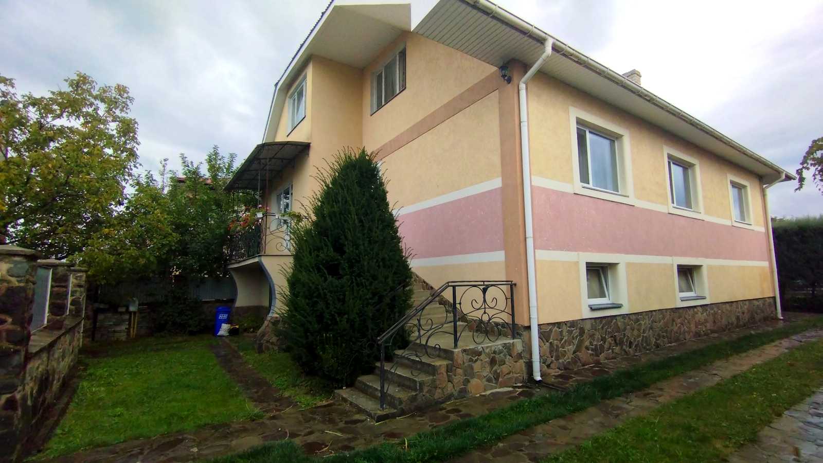 1854736026775649