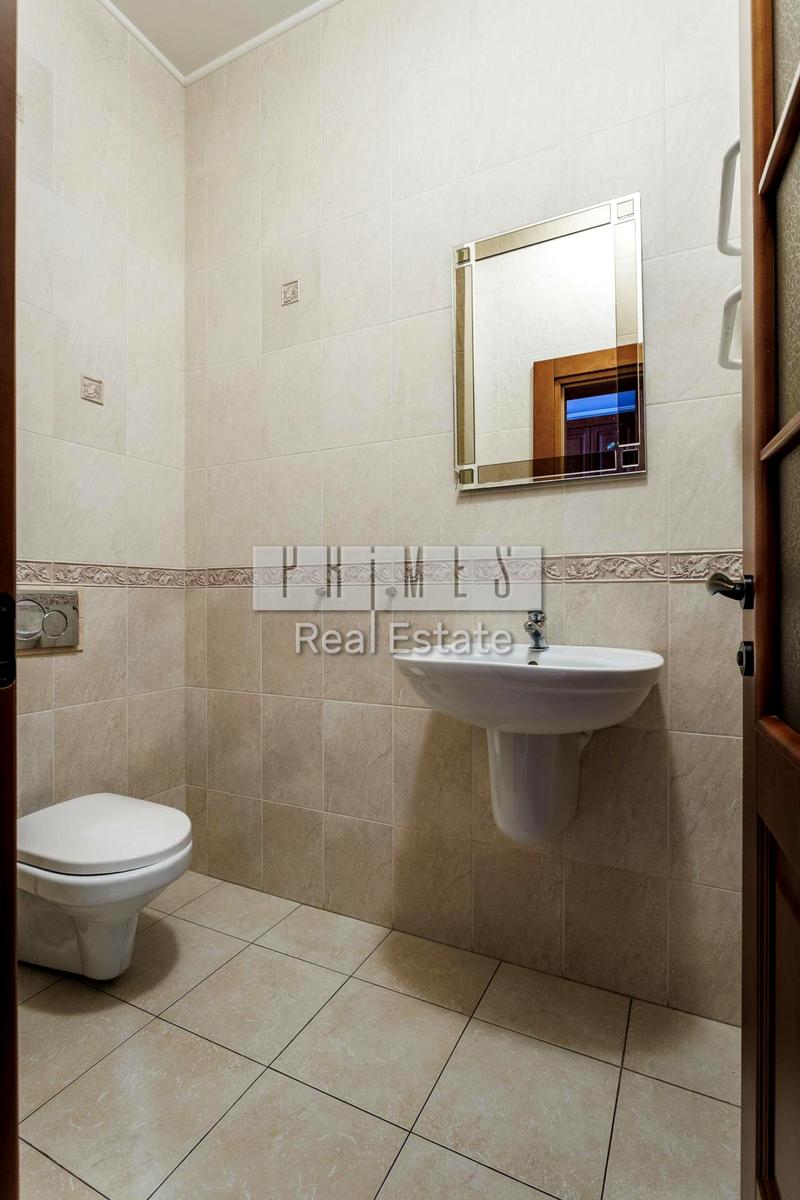1854747310950421