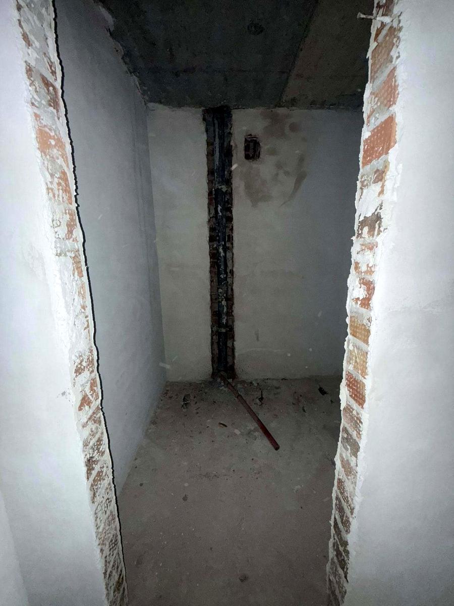1854844137112738