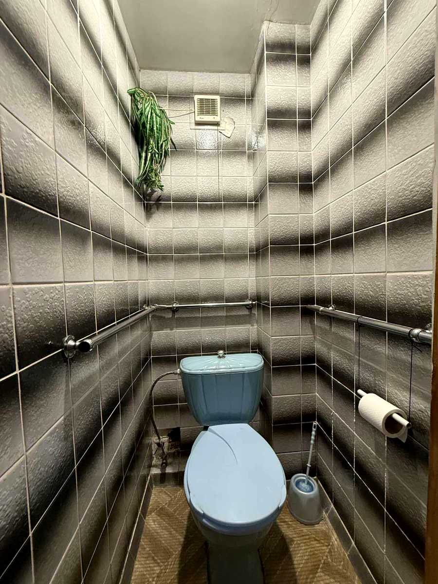 1854853705606241