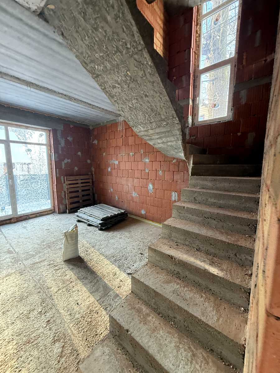 1854932710776178