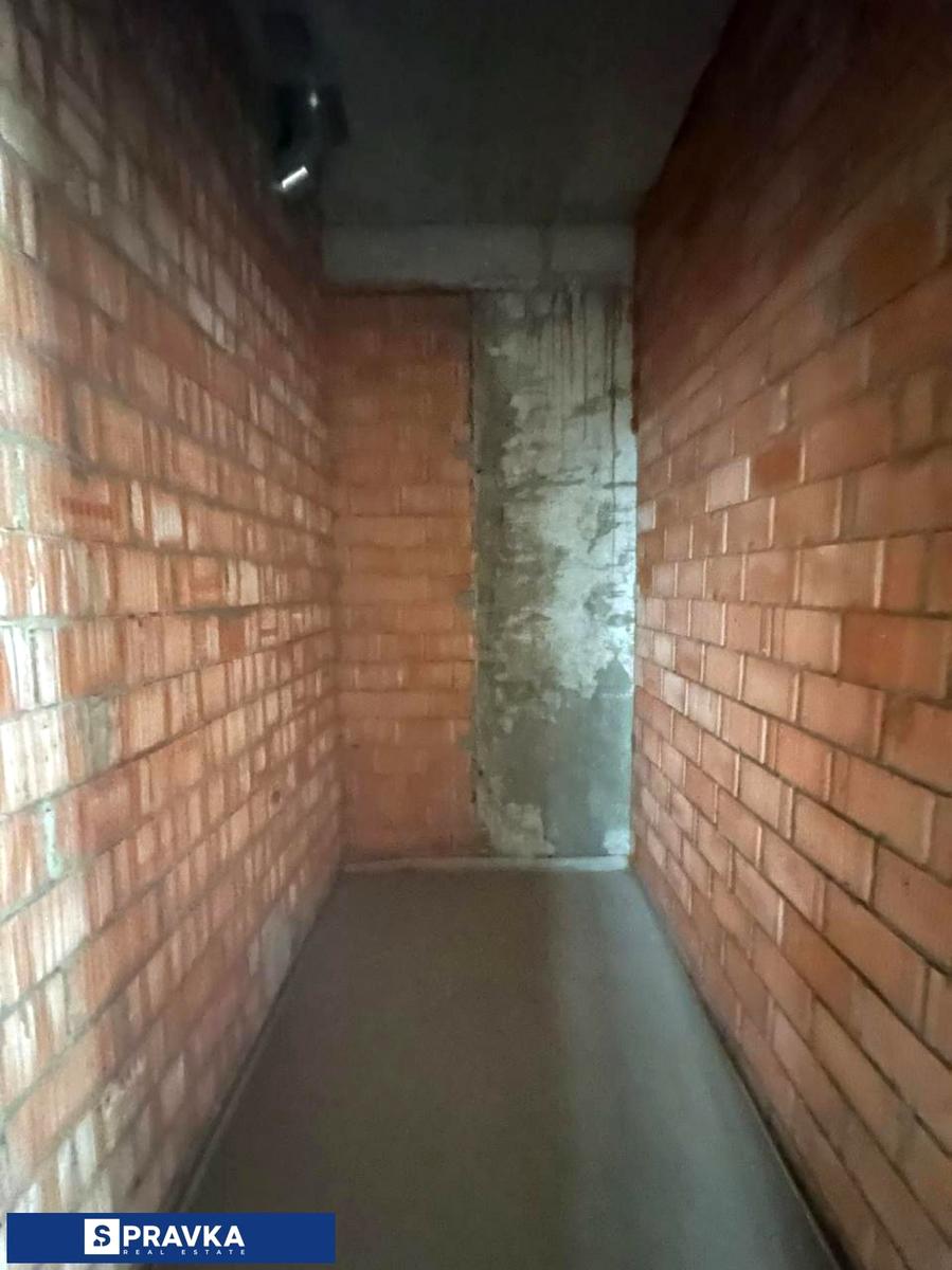 1855027442554049