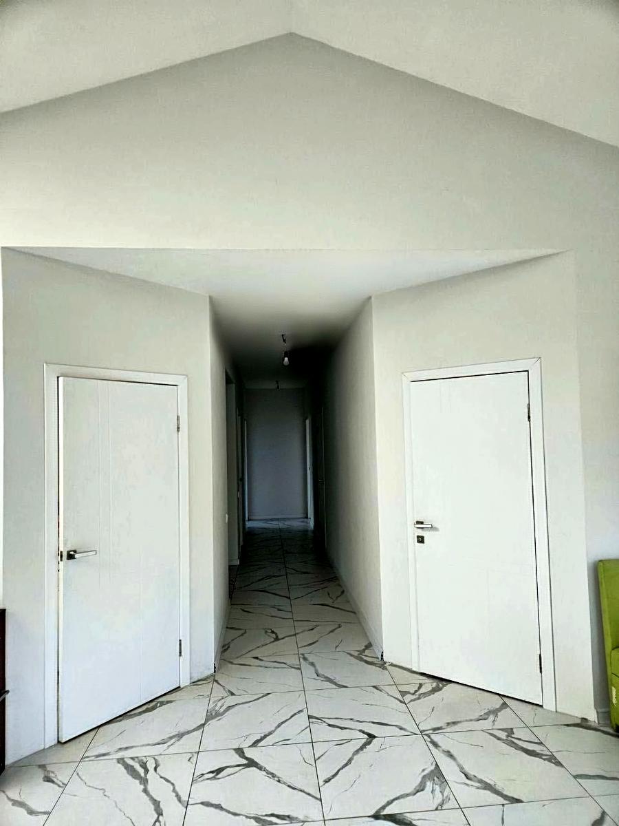 1855046510868338