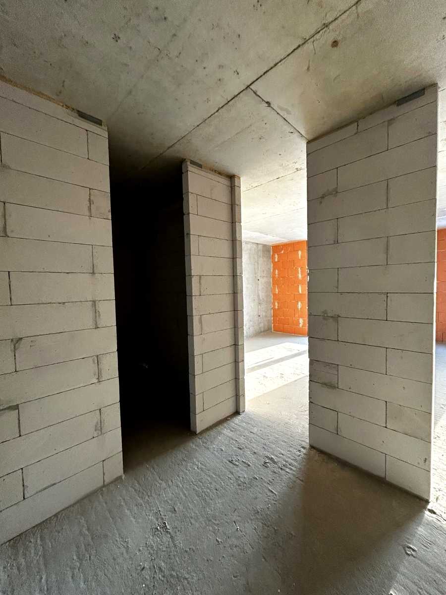 1855372760692178
