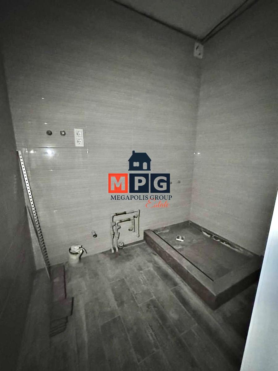 1855382174409790.jpg