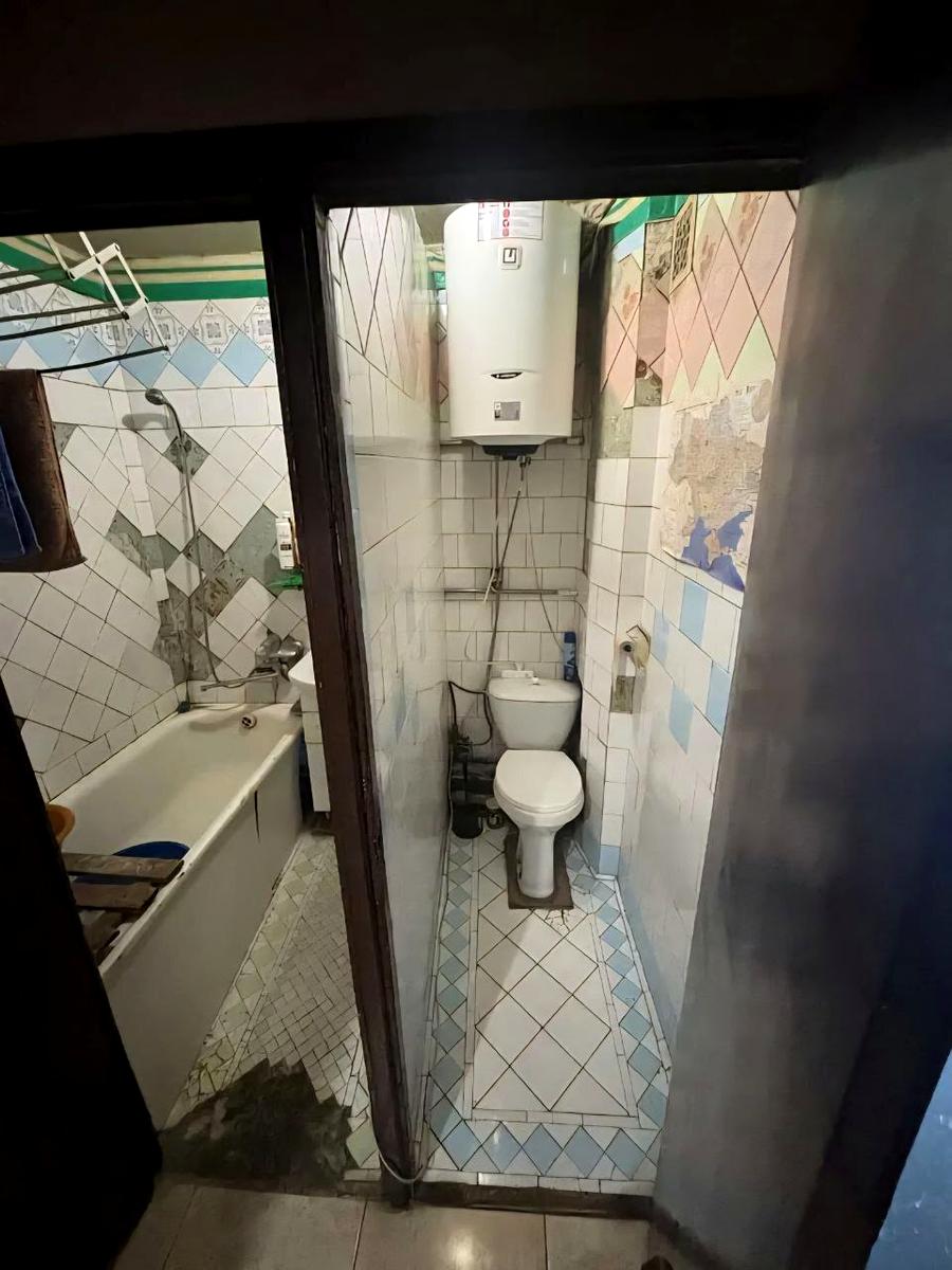 1855392120446558