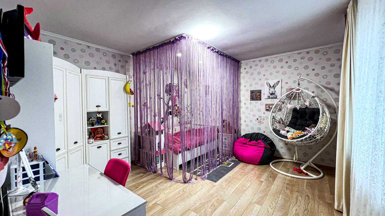1855553851711377