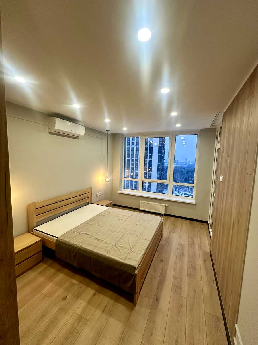 1855684208608671