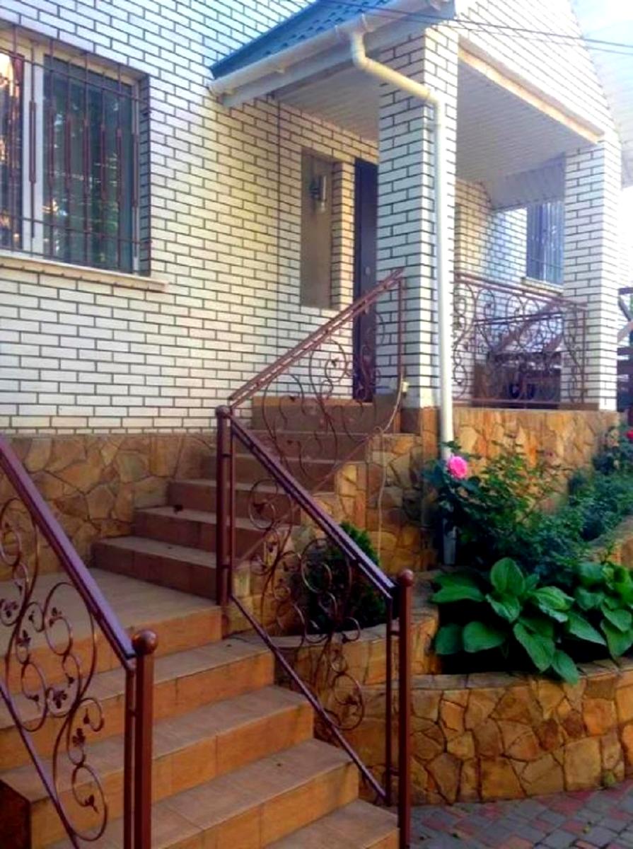 Дом по адресу Амундсена 2-й пер. (площадь 240 м²) - imageAlt 2 Дом по адресу Амундсена 2-й пер. (площадь 240 м²) - Atlanta.ua - imageAlt 2