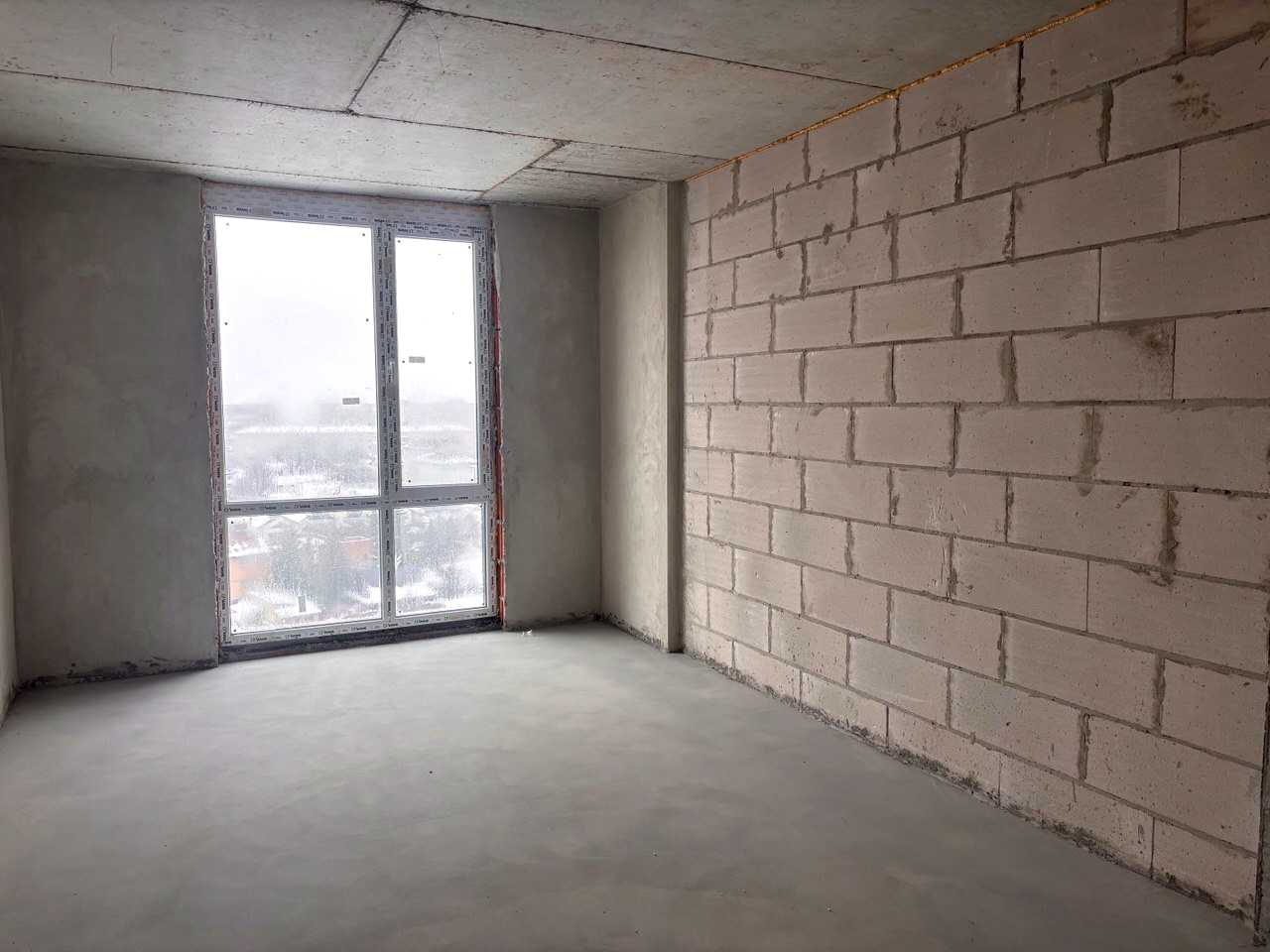 1856006526000070