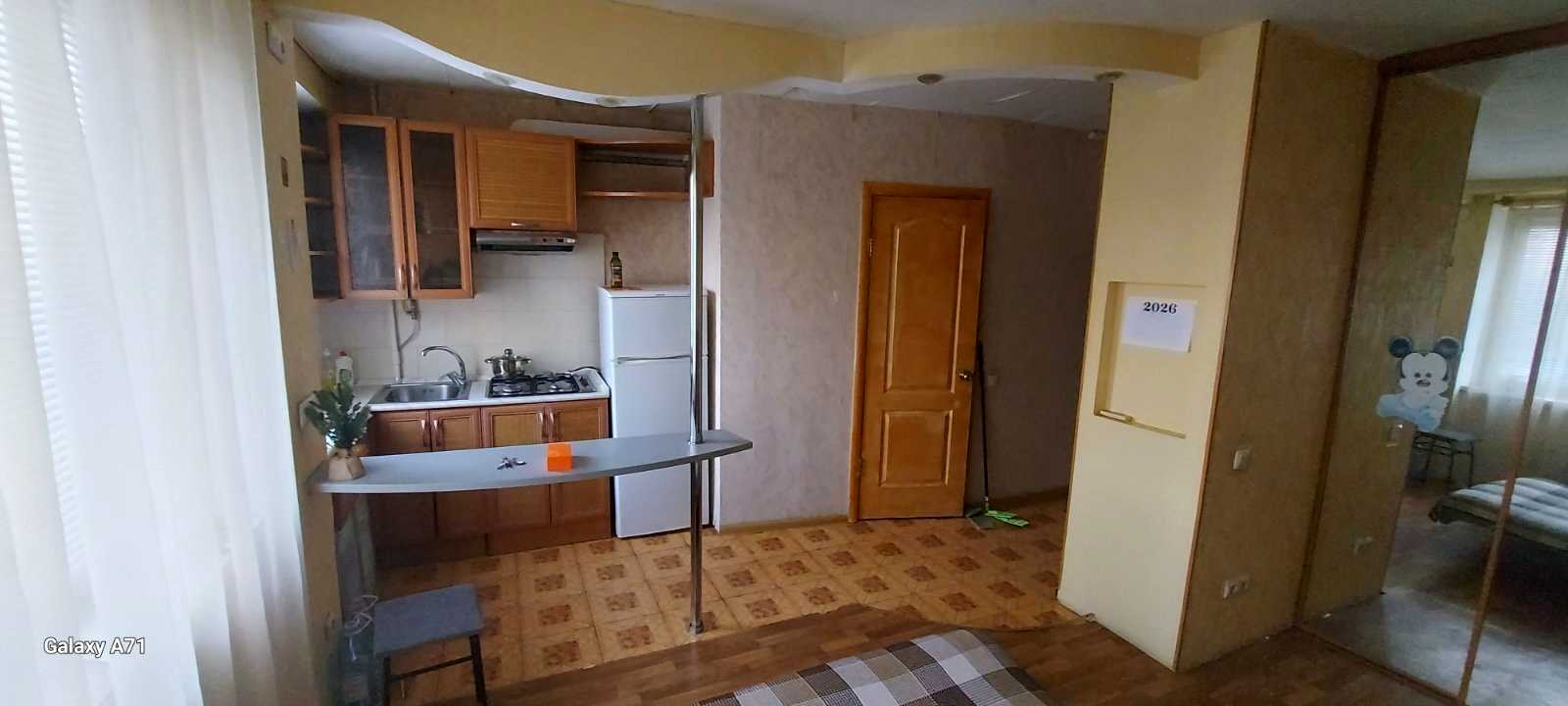 1856007644001946