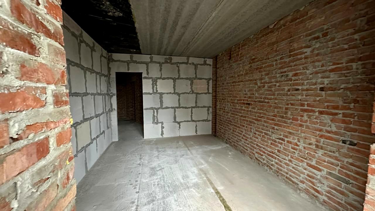 1856013053851650