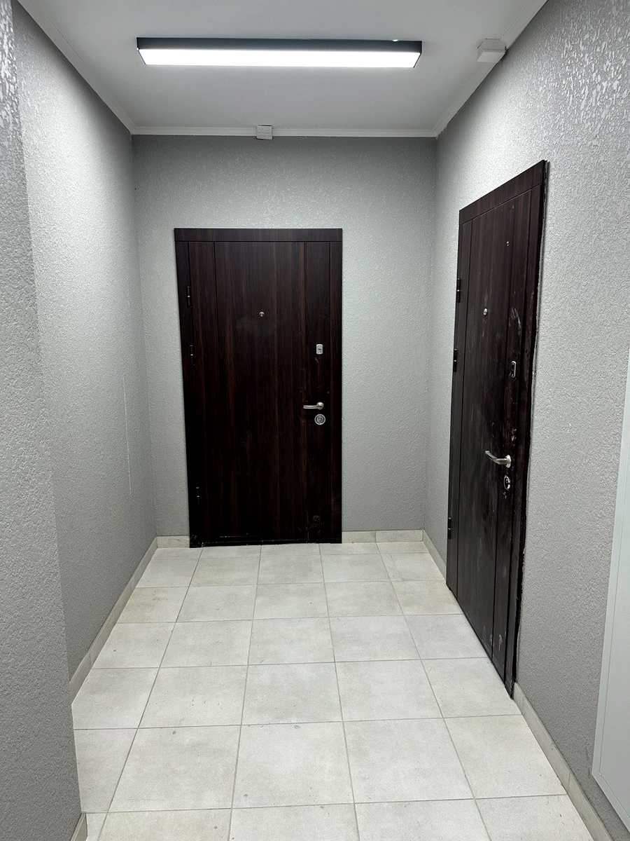 1856024726611234