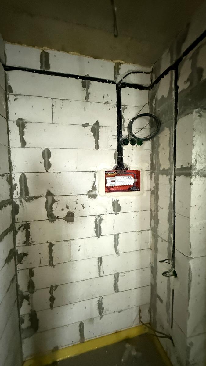 1856045653282431