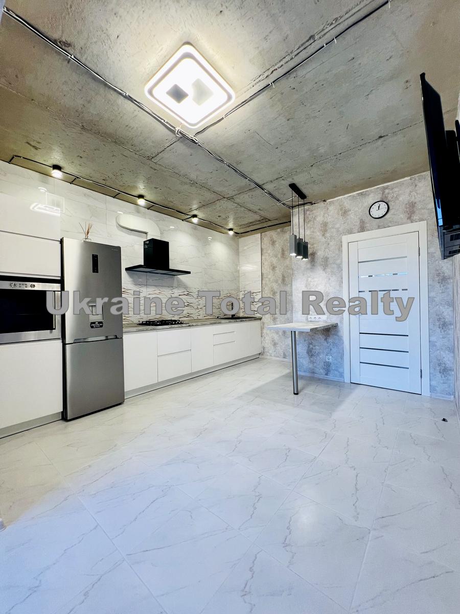 2-комнатная квартира по адресу ул. Свободы (площадь 72 м²) - фото 5 2-комнатная квартира по адресу ул. Свободы (площадь 72 м²) - Atlanta.ua - фото 5