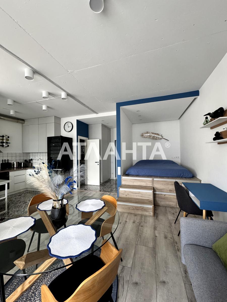 1856199473251421