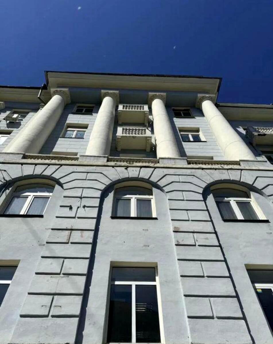 1856288312705374