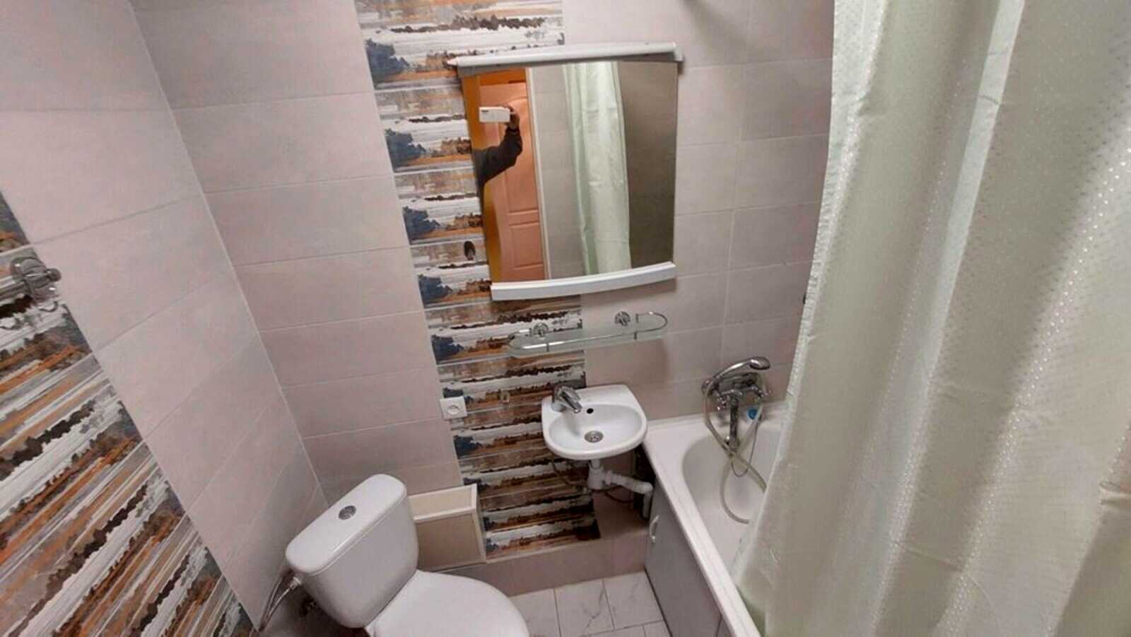 1856304808834710