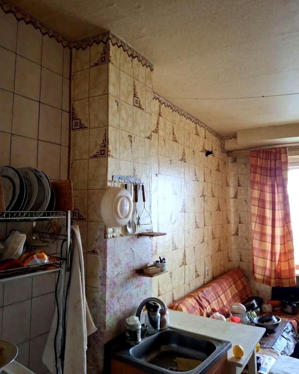 1856321839095005