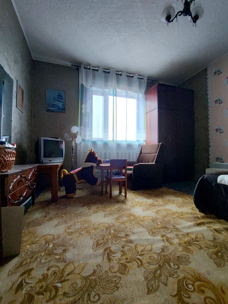 1856449893561795