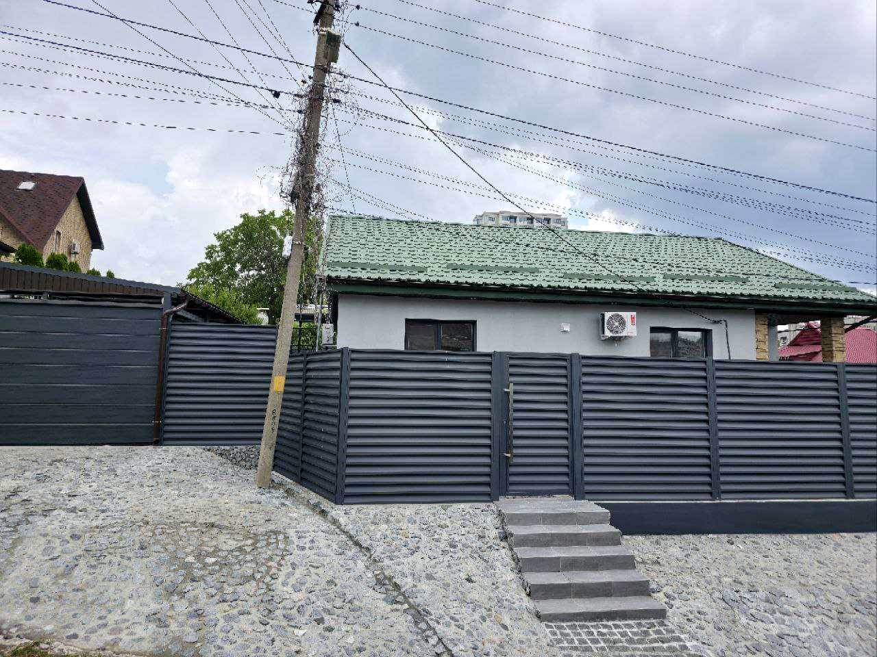 1856461947323237