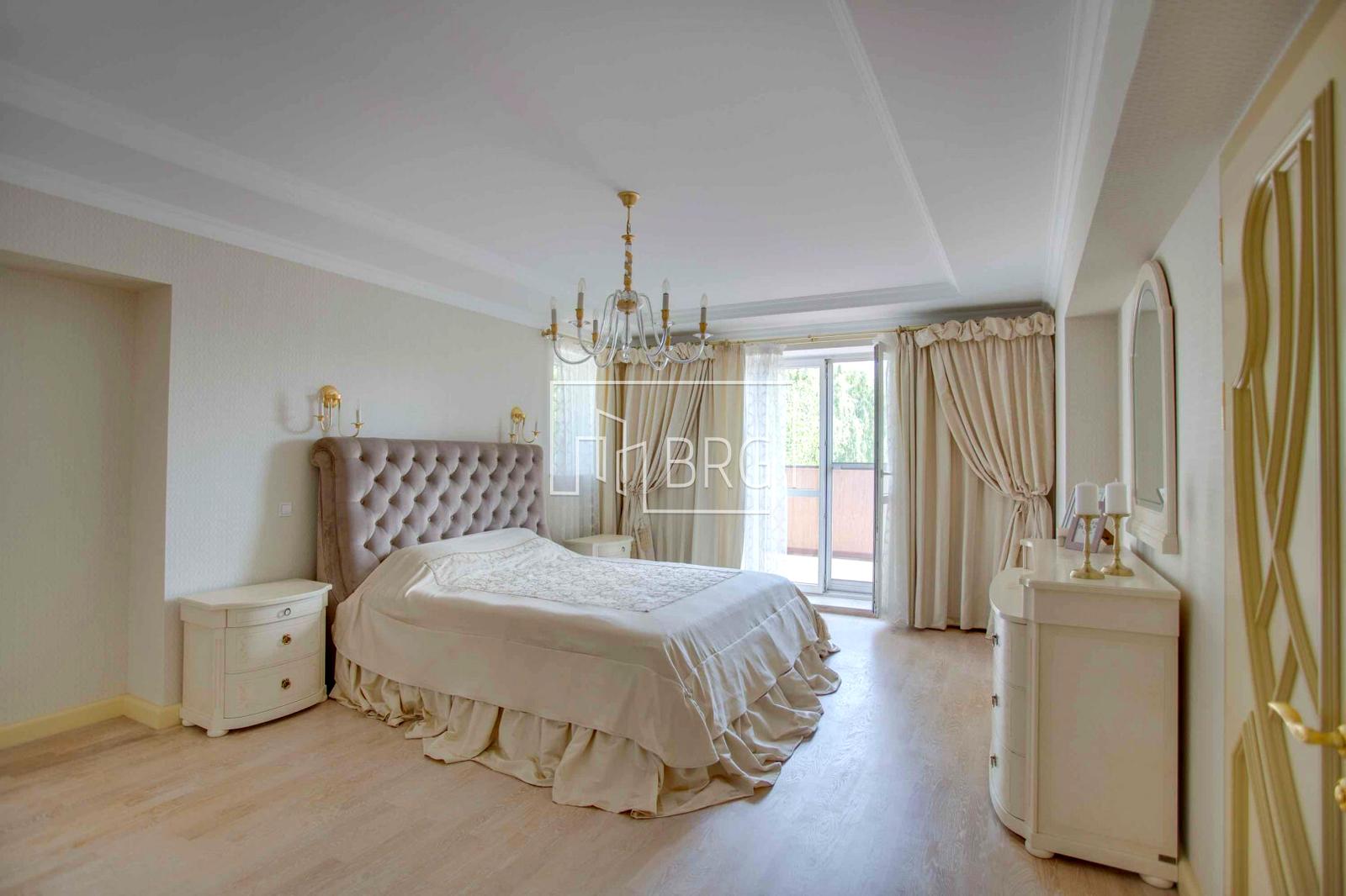 1856487189479759