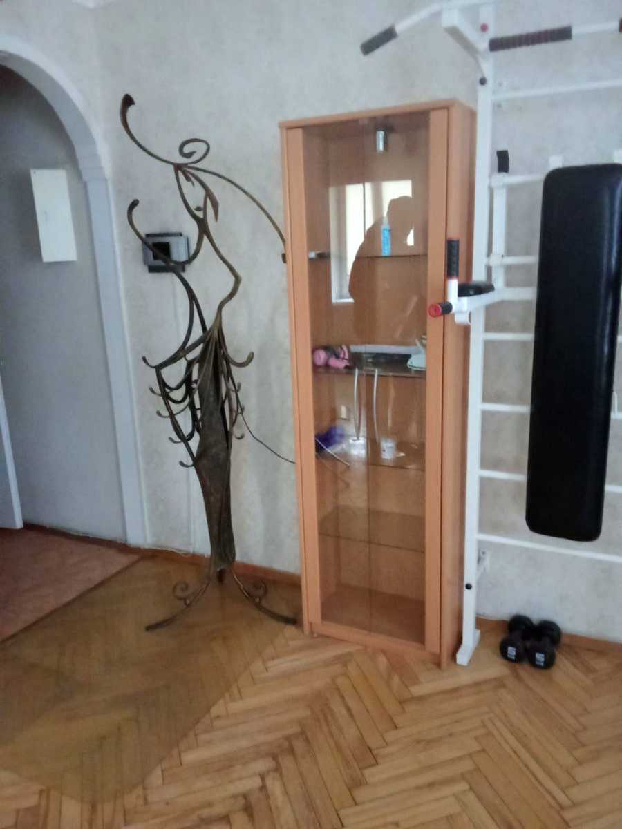 1856547187998737