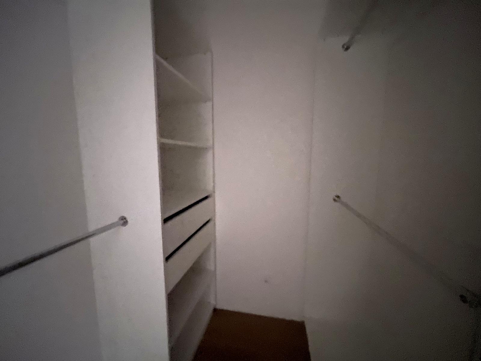 1856635846518377