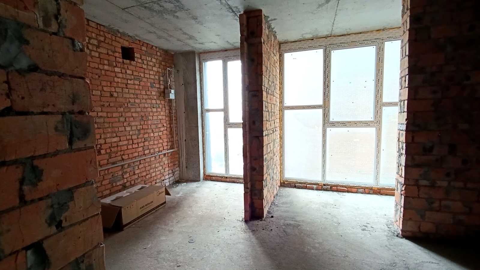 1856652492423530