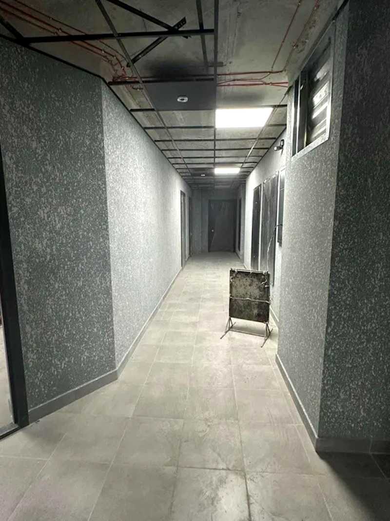 1856727637684745