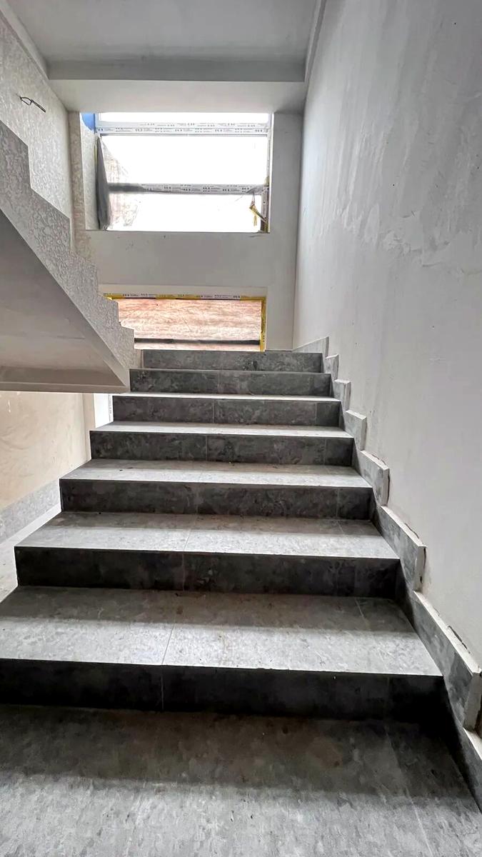 1856817450993954