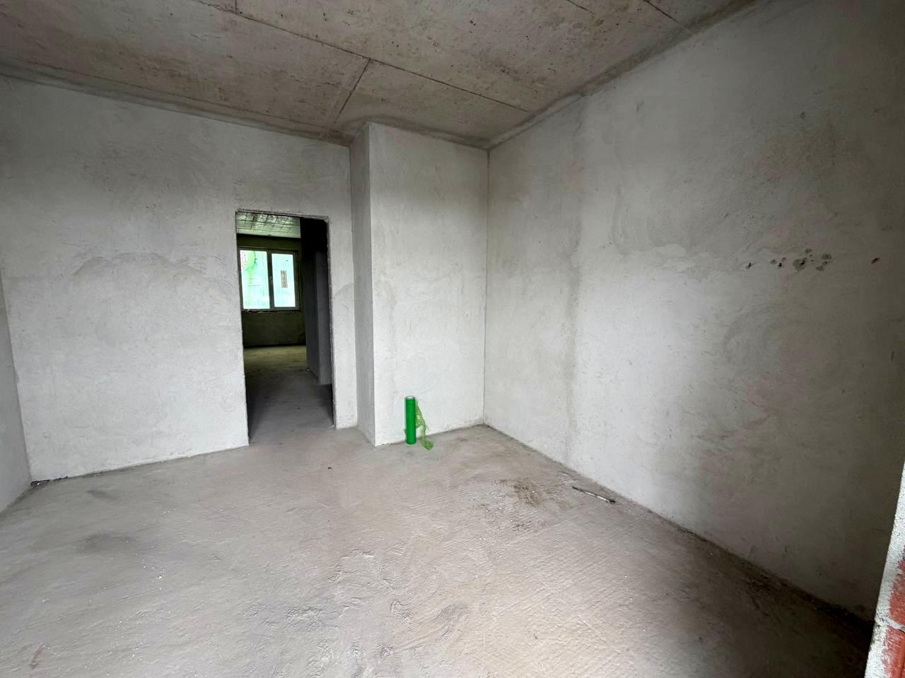 1856828645456582