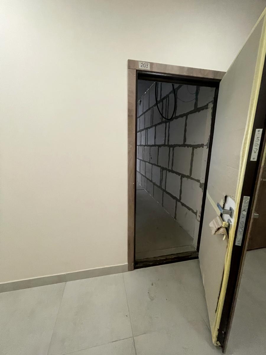 1856840856371547