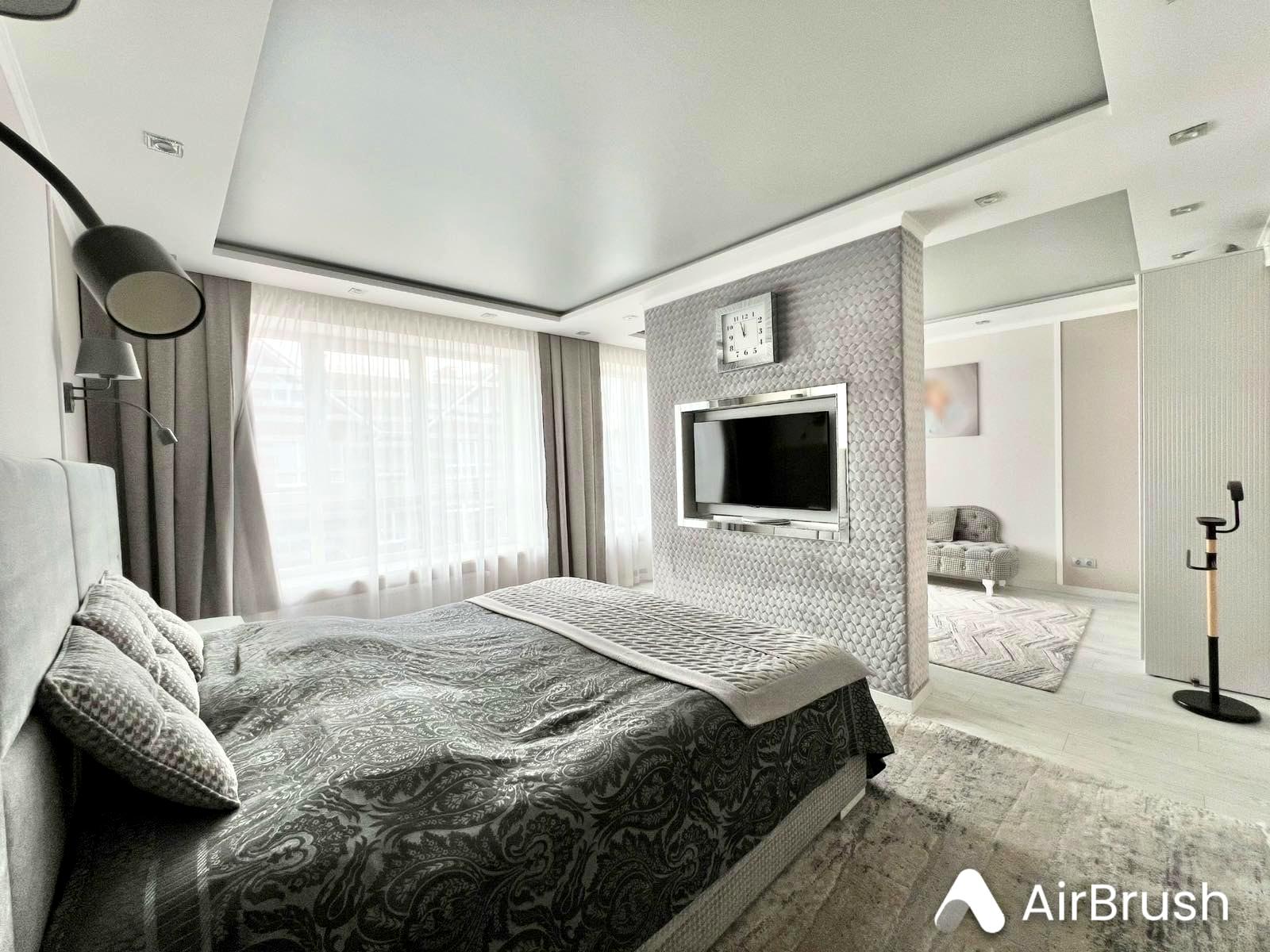 1856846734519336