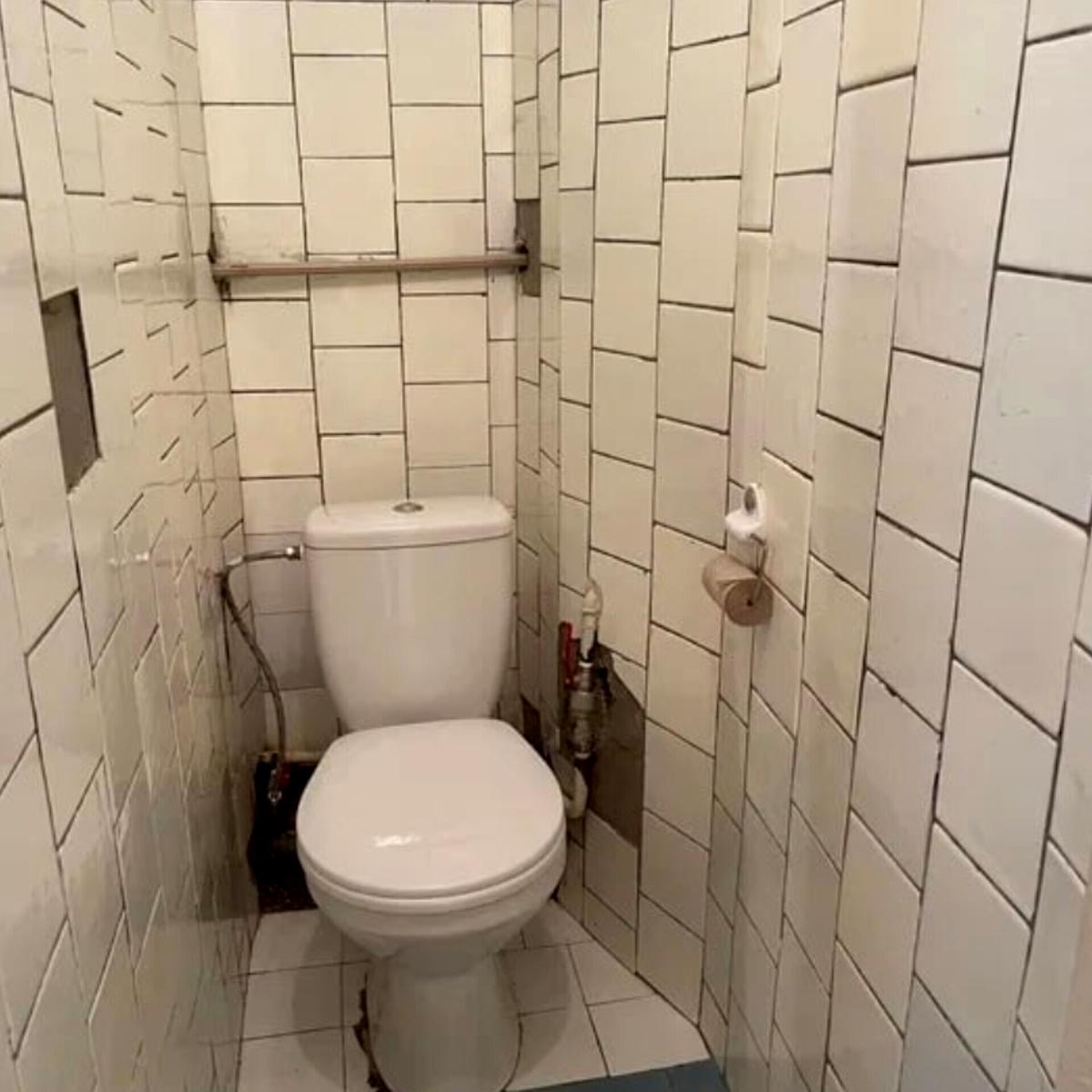 1856866076111540