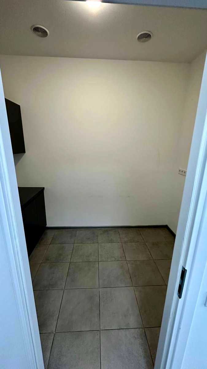 1856904771364459