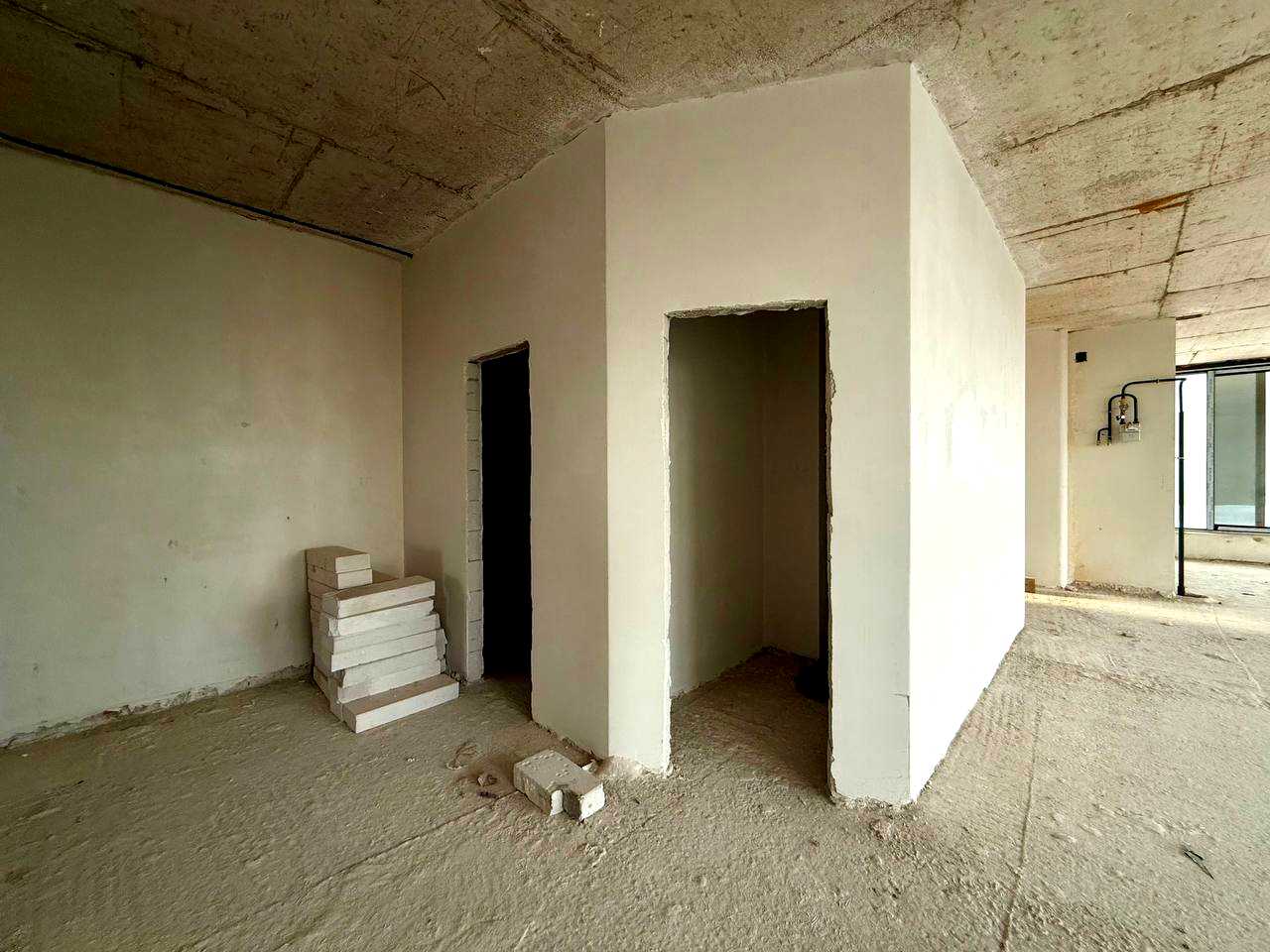 1856915430075545