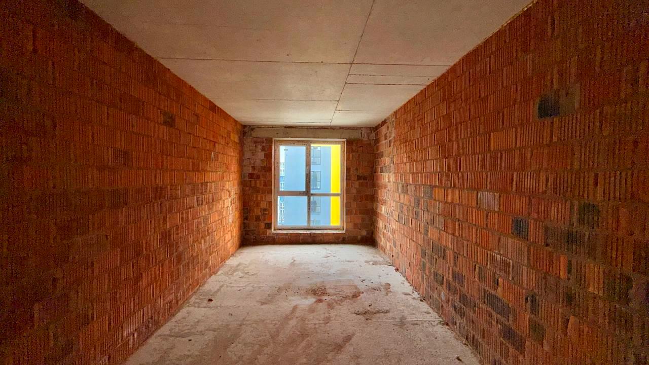 1856926623593952