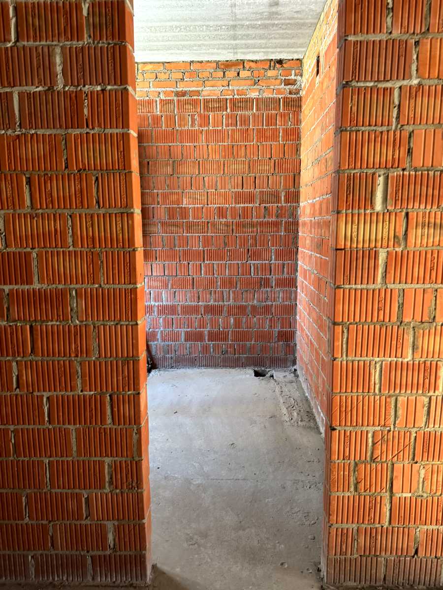 1856929230780752